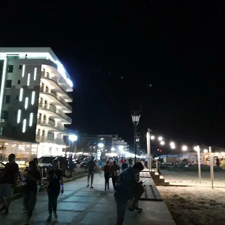 דירה Seatime In Primul Rand La Mare